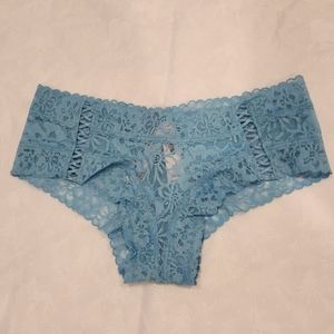 💕NWT Victoria's secret lacey blue cheeky panties Small